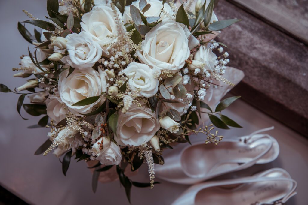 bunch of wedding flowers